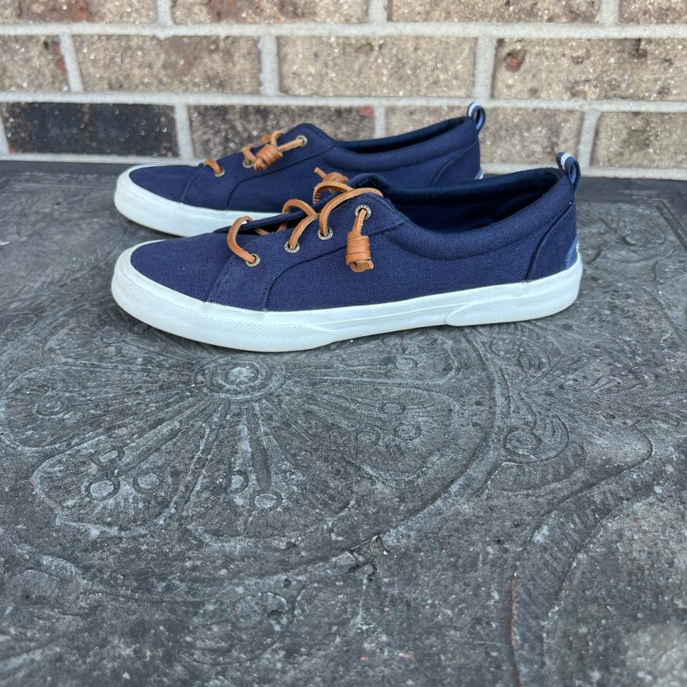 B02 - Sperrys Navy Blue‎ - WMNS 9.5